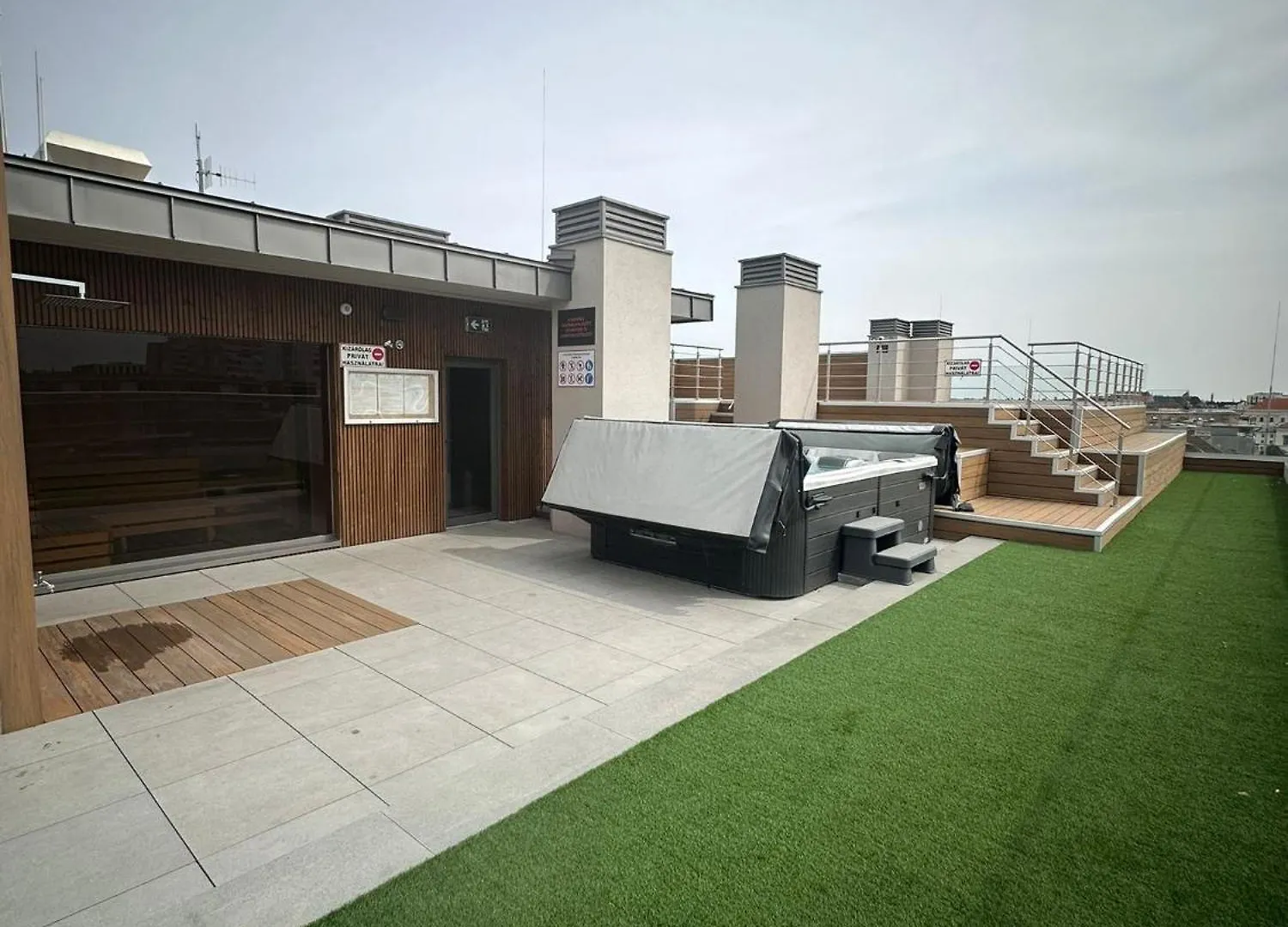 Apartment Infinite Lux Wellness Budapest Hungary